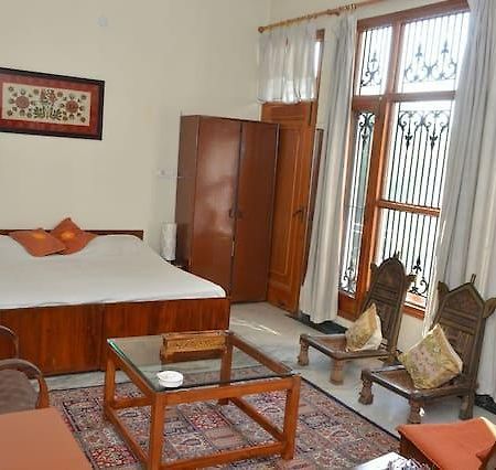 Sandy'S Homestay Jammu Dış mekan fotoğraf